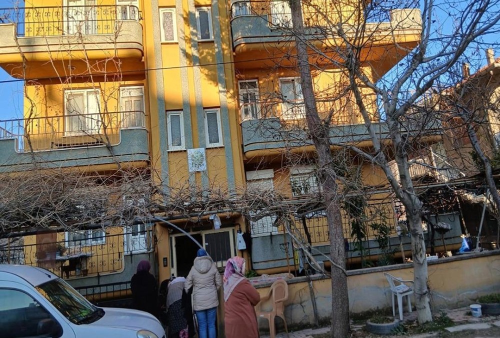 Qonşusu Tərəfindən 3 qızıl bilərzik üçün  öldürülən qadının Cəsədi Çuvalda Tapıldı